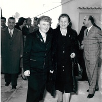 [From left: Flaminia Guidi, director of the Children’s House of Viale Spartaco, and Maria Jervolino, President of the Opera Nazionale Montessori. Inauguration of the Children’s House of Viale Spartaco (Tuscolano district), 5 January 1957, Rome] – ONM Archive.$$$535